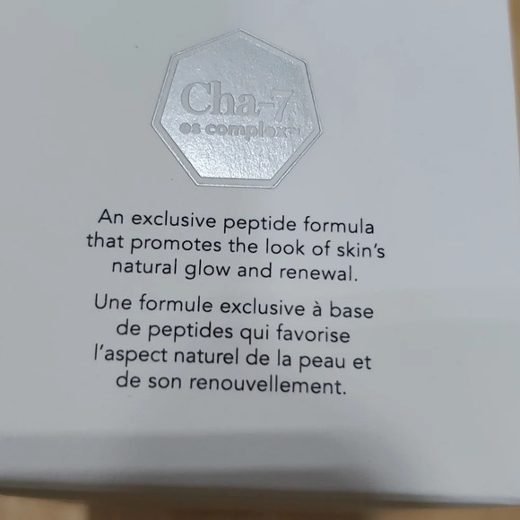 Saturday skin pore clarifying toner - Picture 5 of 9